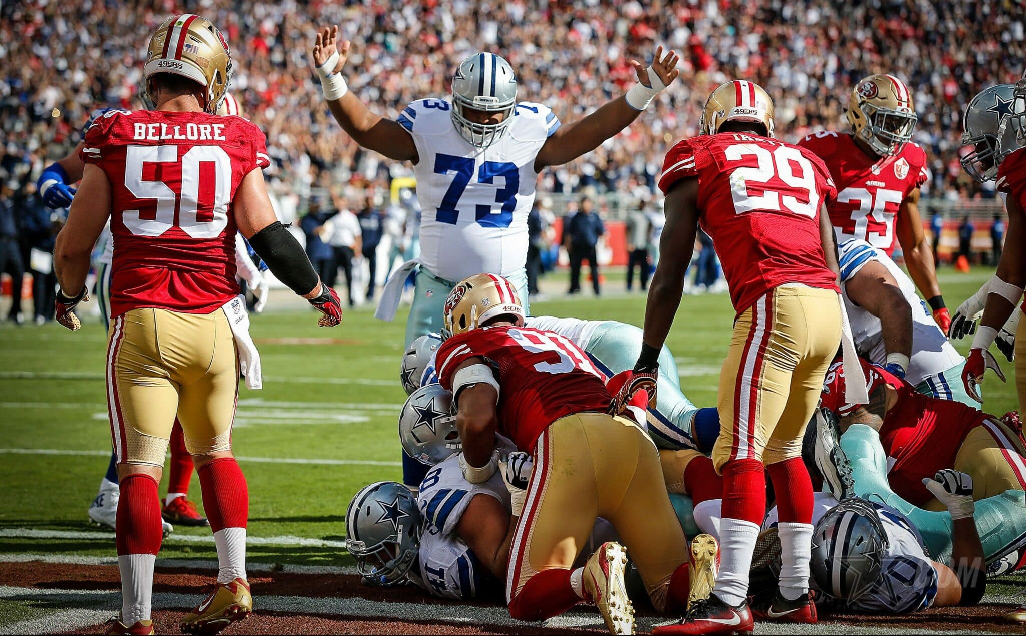 Joe Looney, 49ers, James D. Smith/Dallas Cowboys