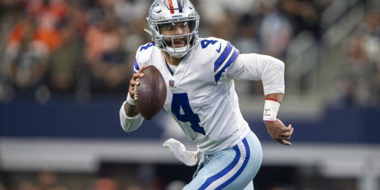 Halftime Report: Cowboys look a bit shaky, but lead 21-13