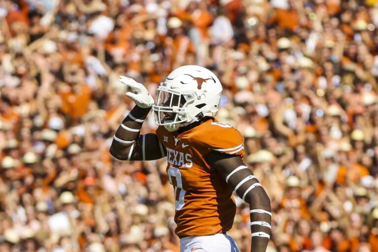 Cowboys stay home in third round, select Longhorns' DeMarvion Overshown; DeMarvion Overshown