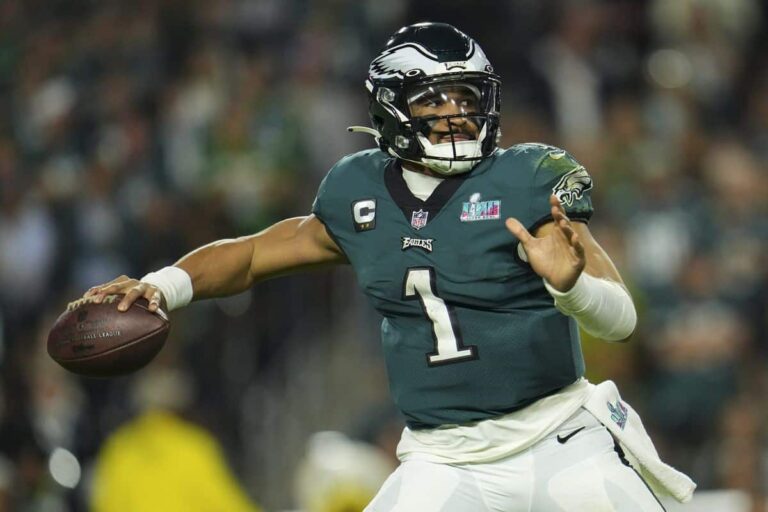 Jalen Hurts: Eagles reward 1 good season with record-breaking deal